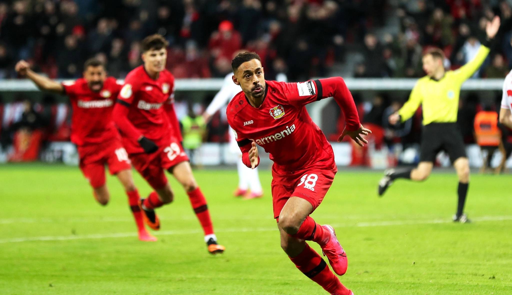 关键时刻德甲焦点战，马赛扳平良机，媒体盛赞，更衣室氛围转暖-爱游戏体育官方网站