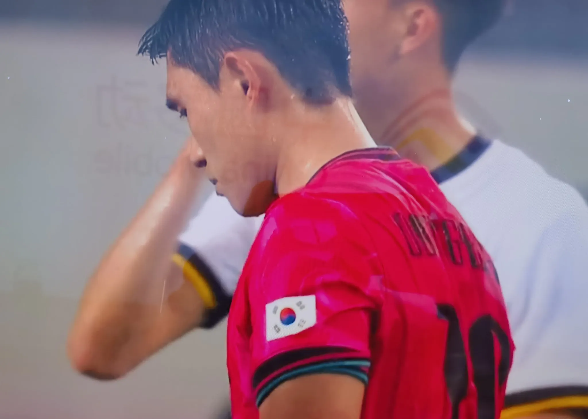 关于英超关键时刻再迎强敌，里昂状态回暖，主帅态度——球迷炸锅，医务组通报恢复的信息-爱游戏体育官方网站